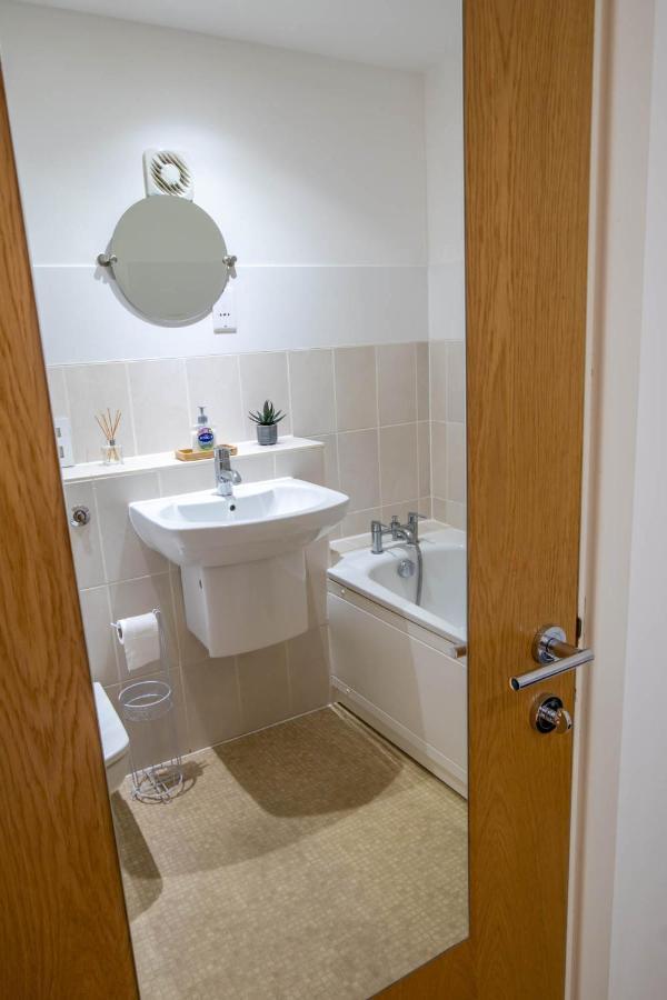 The Chaucer - Modern 3 Bed Home With Parking Close To City Centre Canterbury Luaran gambar